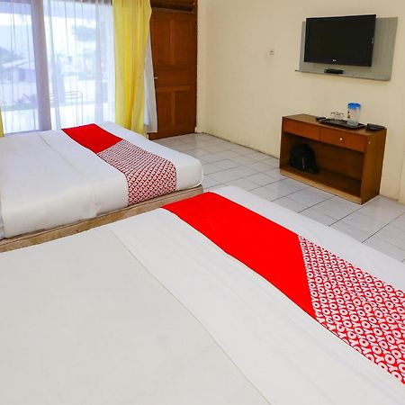 Capital O 93349 Hotel Gondangdia Bogor Kültér fotó