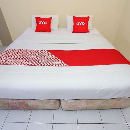 Capital O 93349 Hotel Gondangdia Bogor Kültér fotó