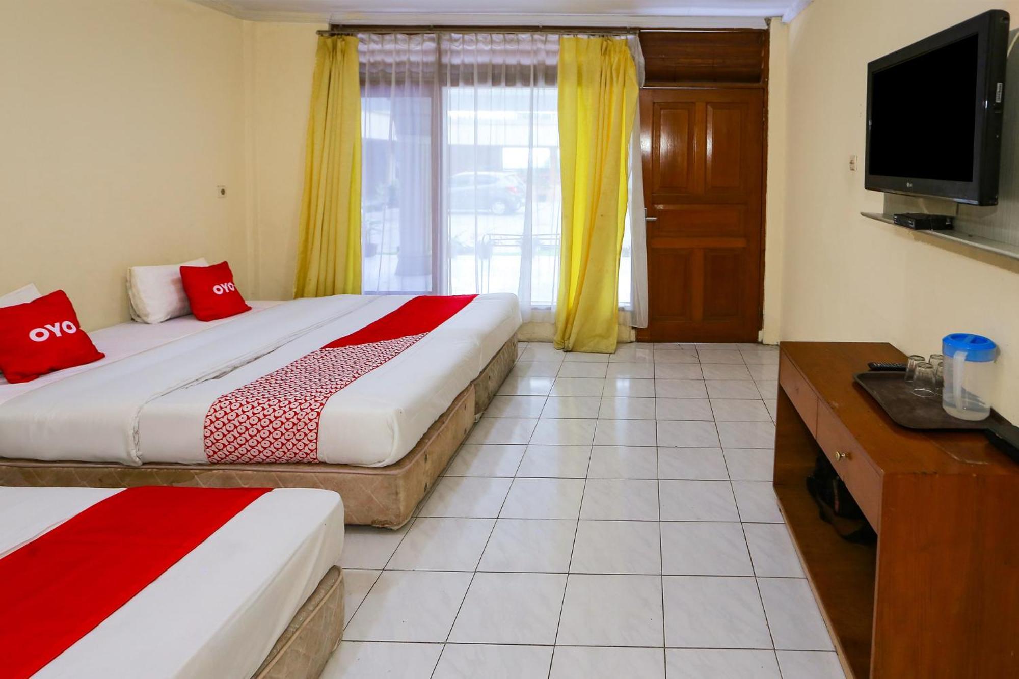 Capital O 93349 Hotel Gondangdia Bogor Kültér fotó
